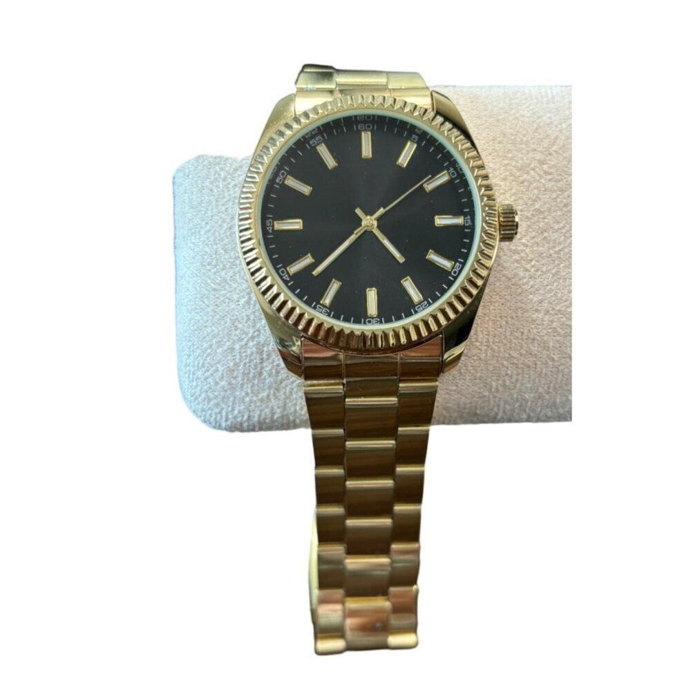 Men's Gold Tone Analog Wristwatch With Black Dial & Stainless Steel Band